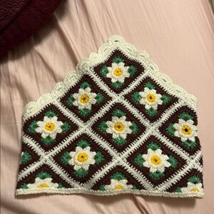 Crochet Floral Patterned Top